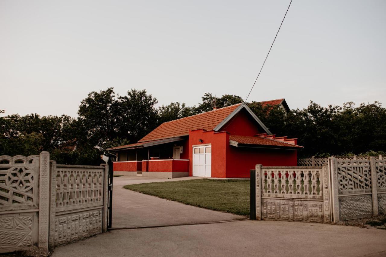 Vikendica Castanea Banja Zdrelo Villa Petrovac na Mlavi Exterior foto